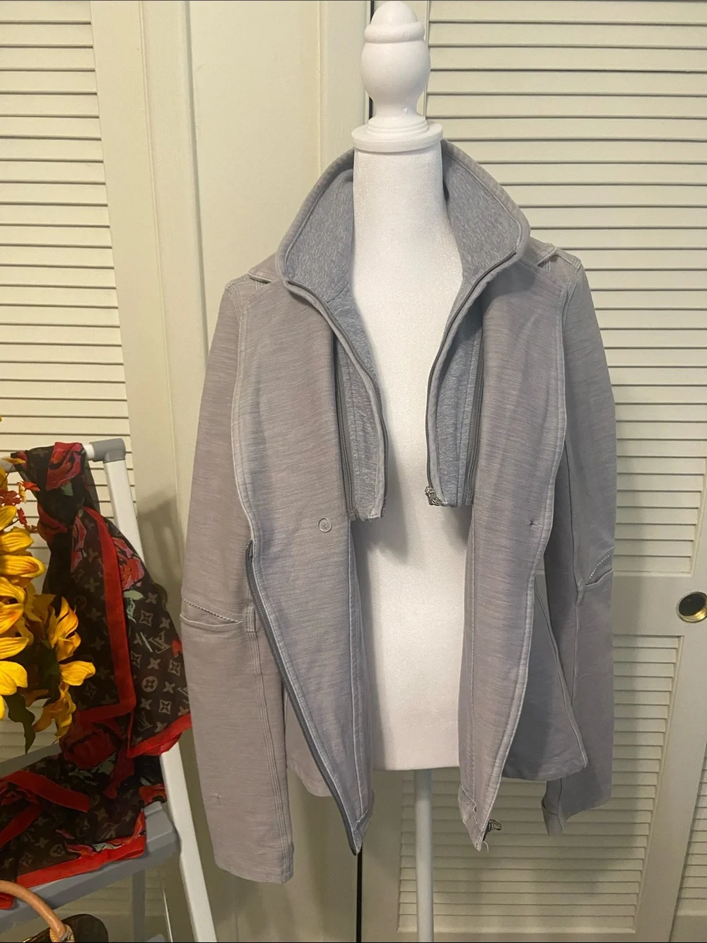 lululemon athletica Light Gray Asymmetric Zip Jacket